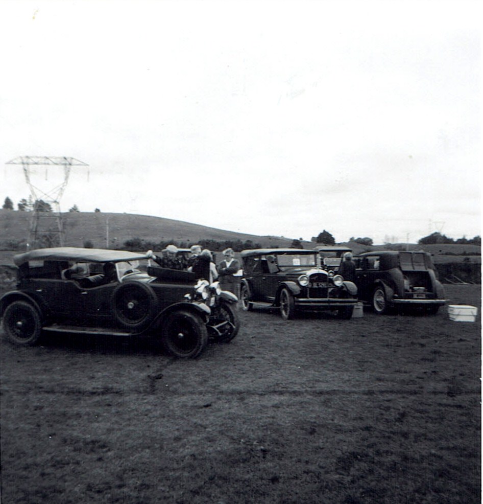 Name:  Hunua Hundred 1971 #31 Talbot l Buick c Talbot r CCI07102019_0004 (2).jpg
Views: 1118
Size:  161.0 KB