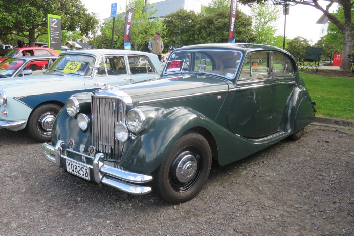 Name:  219_1027_02 Jaguar.JPG
Views: 718
Size:  139.4 KB
