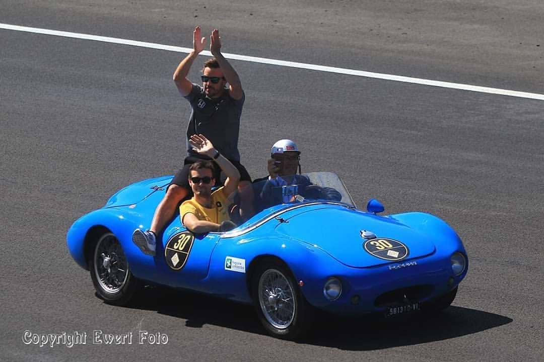 Name:  2019 F1 parade car.jpg
Views: 1389
Size:  62.6 KB
