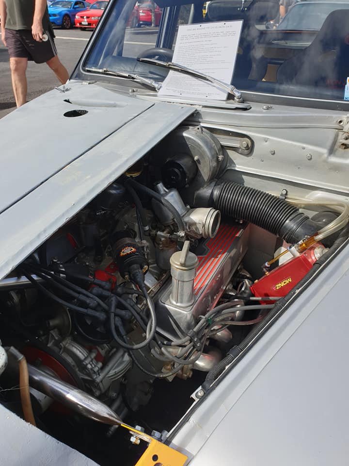 Name:  MG #12 Magnette V8 the engine Ray Green John Vevers .jpg
Views: 370
Size:  74.7 KB