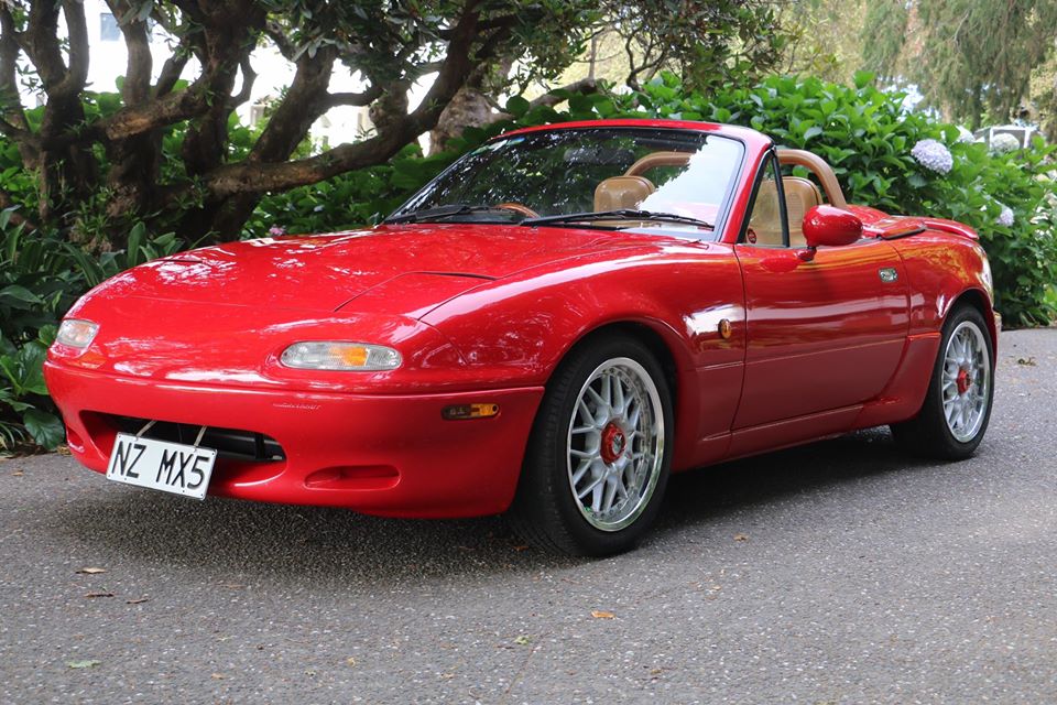 Name:  MX5 #125 Guy Pickering NZ MX5  front 3 4 view John MacDonald photos.jpg
Views: 1721
Size:  146.3 KB