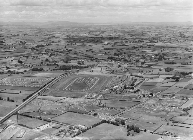 Name:  pukekohe 1963.jpg
Views: 3317
Size:  70.1 KB