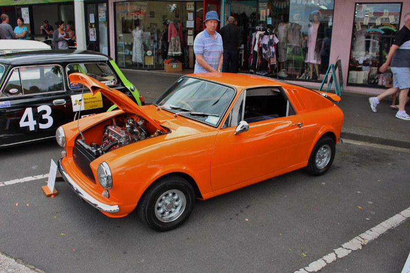 Name:  Classics Greerton #50 Clubman and  Mini De Joux 1,Nov 2017 780 (800x533).jpg
Views: 1726
Size:  159.8 KB