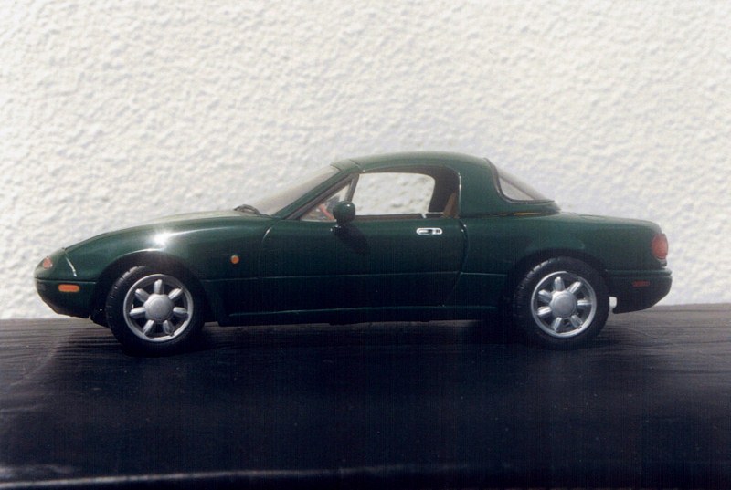 Name:  MX5 #219 1;18 1991 Kyosho V-Special l side Hardtop CCI04042020_0010 (800x537).jpg
Views: 761
Size:  98.8 KB