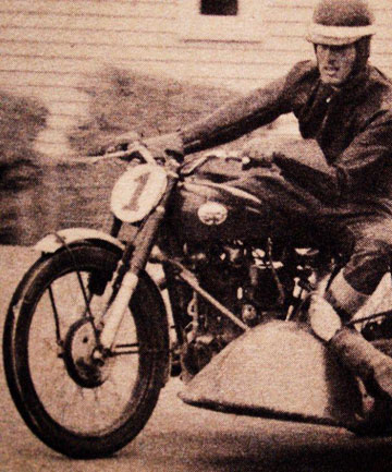 Name:  Motor Racing New Plymouth #1 Bruce Ovenden Dave Reader New Plymouth  entrants  1960 Grand Prix B.jpg
Views: 913
Size:  56.4 KB