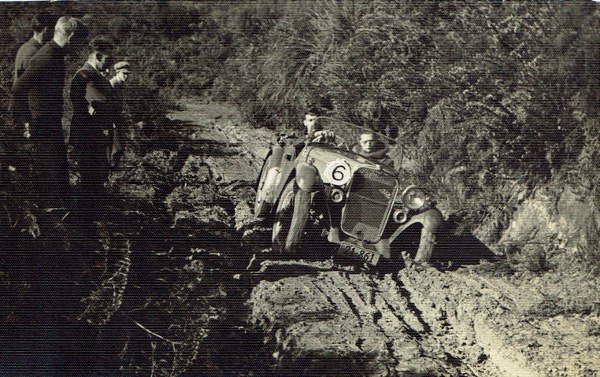 Name:  NSCC #5 Early years Mackies Rest Ralph Watson 1933 Singer 1946 CCI26072016_0005 (600x377).jpg
Views: 690
Size:  130.1 KB