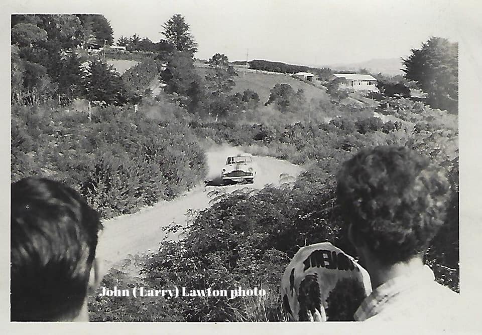 Name:  NSCC 1965 #11 Birdwood Road (Massey) hillclimb 14 Mar 1965 Rod Coppins J L Lawton.jpg
Views: 1423
Size:  98.5 KB