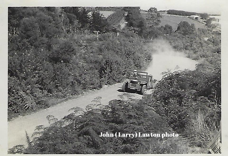 Name:  NSCC 1965 #13 Birdwood Road (Massey) hillclimb 14 Mar 1965 Barry Munro VW special  J L Lawton.jpg
Views: 1399
Size:  123.7 KB