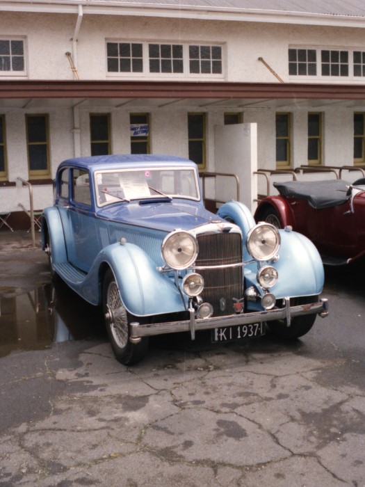 Name:  184_0212_04 Alvis.jpg
Views: 739
Size:  97.7 KB