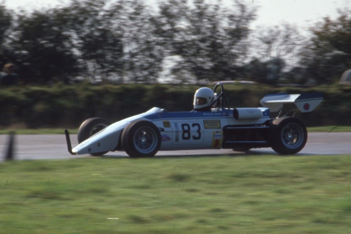 Name:  180_1017_351 Ginetta.jpg
Views: 616
Size:  69.5 KB