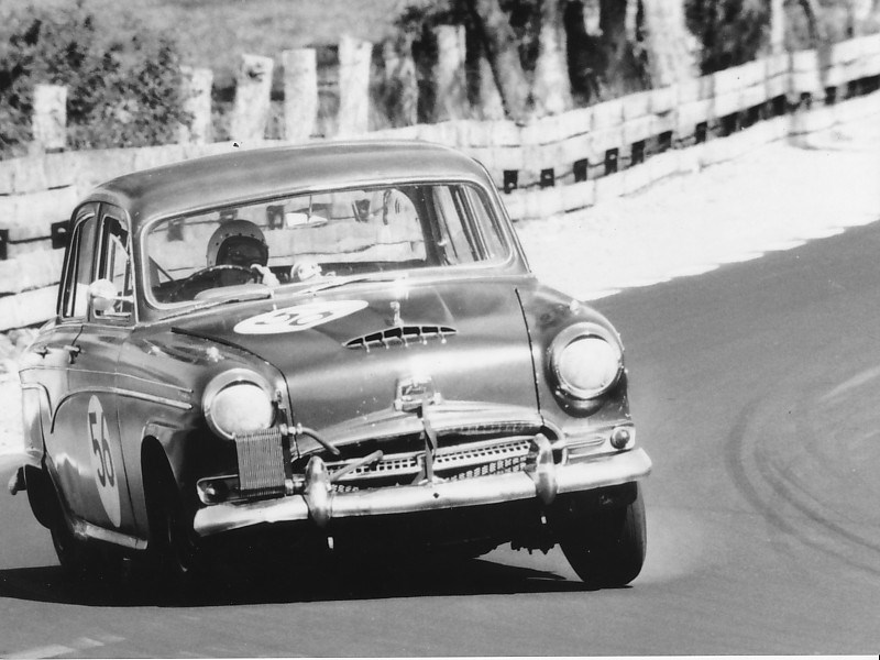 Name:  Austin #21 Austin A95 Bathurst 1966 driven by Graham Tribe John Moxon J B Moxon .jpg
Views: 1526
Size:  96.2 KB