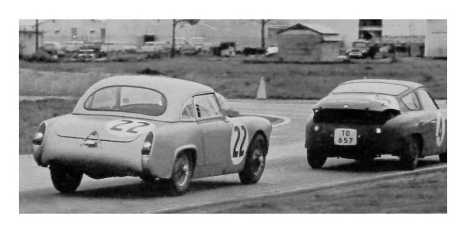 Name:  AH Sprite #81 Pedro Rodriguez Healey works alloy bodied, Mk.II Sprite  9253 WD Sebring 62 J W-Bi.jpg
Views: 898
Size:  50.6 KB