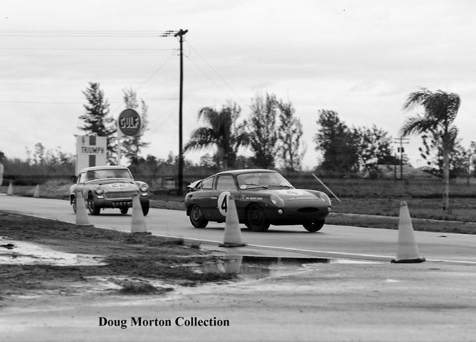 Name:  AH Sprite #73 Sebring 1962 3 shots of the #22 chasing the #4 Abarth 3 Esses Doug Morton.jpg
Views: 800
Size:  85.2 KB