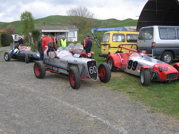 Name:  Specials #31 Roy Rowe Ford V8-60 Special 1930's built 2000's Leadfoot archives .jpg
Views: 3585
Size:  135.3 KB