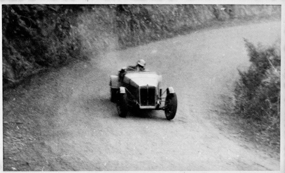 Name:  NSCC 1954 #234 Don's car Singford Special 1st Class F 1101-1500cc North Island Hill Climb Champi.jpg
Views: 1458
Size:  104.2 KB