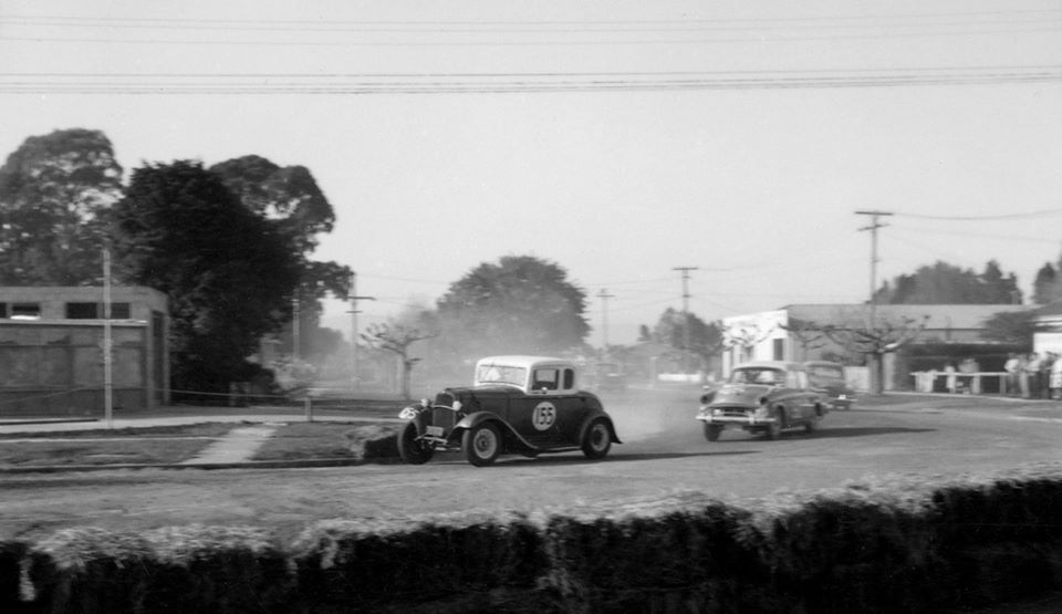 Name:  Motor Racing Matamata #52 1964 Saloons Souness Coupe Hillman Ross Cammick Scott-Given archives .jpg
Views: 1819
Size:  56.2 KB