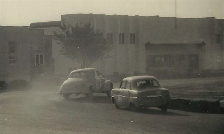 Name:  Motor racing Matamata #5 1964 Chev Coupe and Zephyr Alan Boyle .jpg
Views: 602
Size:  24.8 KB