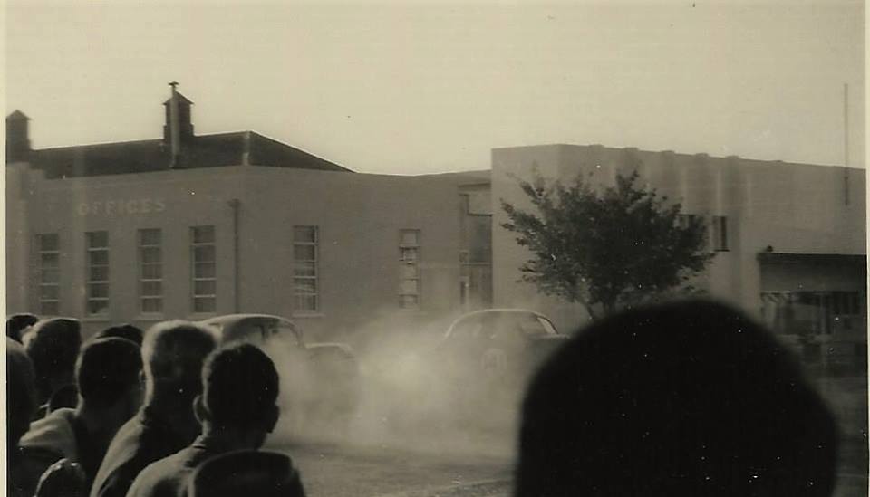 Name:  Motor Racing Matamata #9 1964 Ford Coupes Alan Boyle photo.jpg
Views: 1382
Size:  34.2 KB