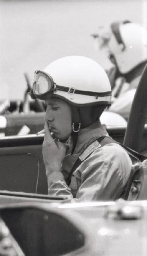 Name:  WAITING  GVR JUNE 1967 - Copy.jpg
Views: 4022
Size:  99.9 KB