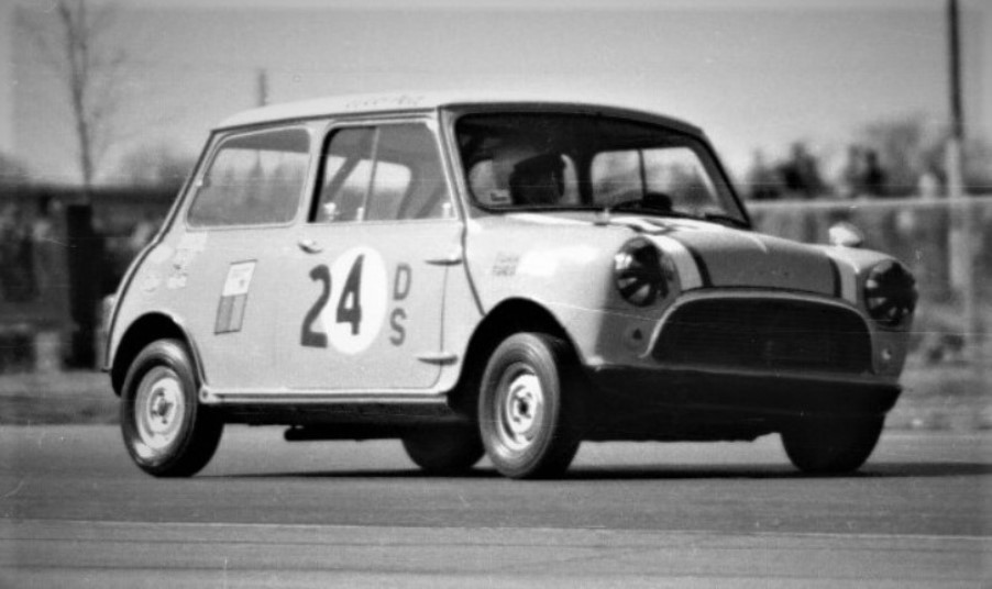Name:  AUSTIN COOPER GERALD PRICE  GVR FEB 1967.jpg
Views: 3594
Size:  82.7 KB