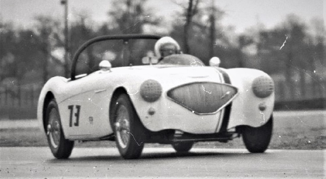 Name:  AH 100 #111 AH race # 73 GVR FEB 1967 Jerry Melton Ken Hyndman archives .jpg
Views: 2124
Size:  142.9 KB