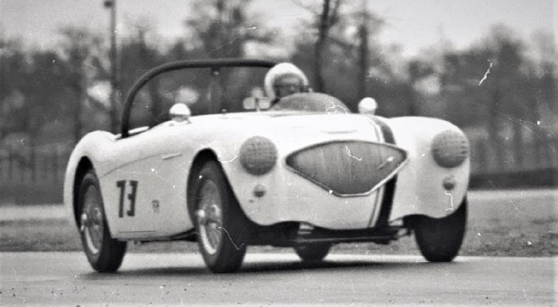 Name:  AH 100 #111 AH race # 73 GVR FEB 1967 Jerry Melton Ken Hyndman archives .jpg
Views: 1508
Size:  142.9 KB