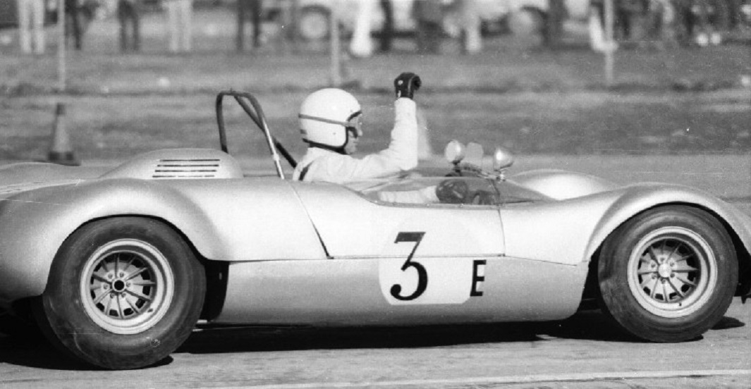 Name:  LOTUS 23B PORSCHE GENE NEARBURG  p1 GVR FEB 1967.jpg
Views: 4404
Size:  148.7 KB