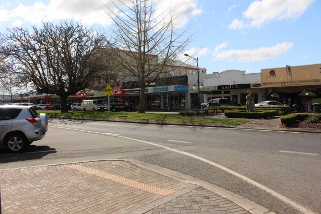 Name:  Matamata 2020 #181 The Track Broadway Regent Theatre 2020_09_26_1861 (640x427) (2).jpg
Views: 1889
Size:  115.6 KB