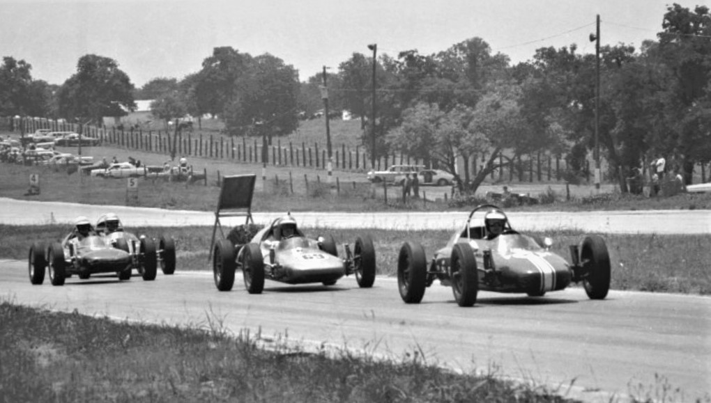 Name:  FVEES INTO TURN TWO GVR JUNE 1967.jpg
Views: 2453
Size:  146.0 KB