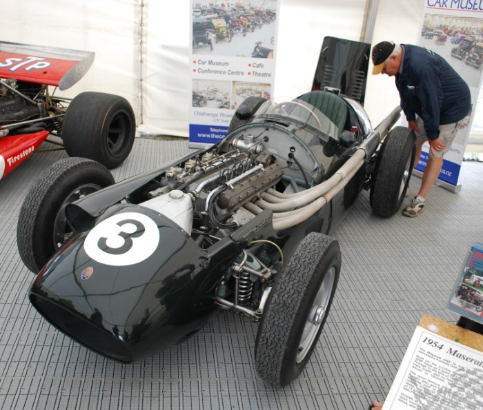 Name:  211_0122_046 Maserati.JPG
Views: 1048
Size:  150.0 KB