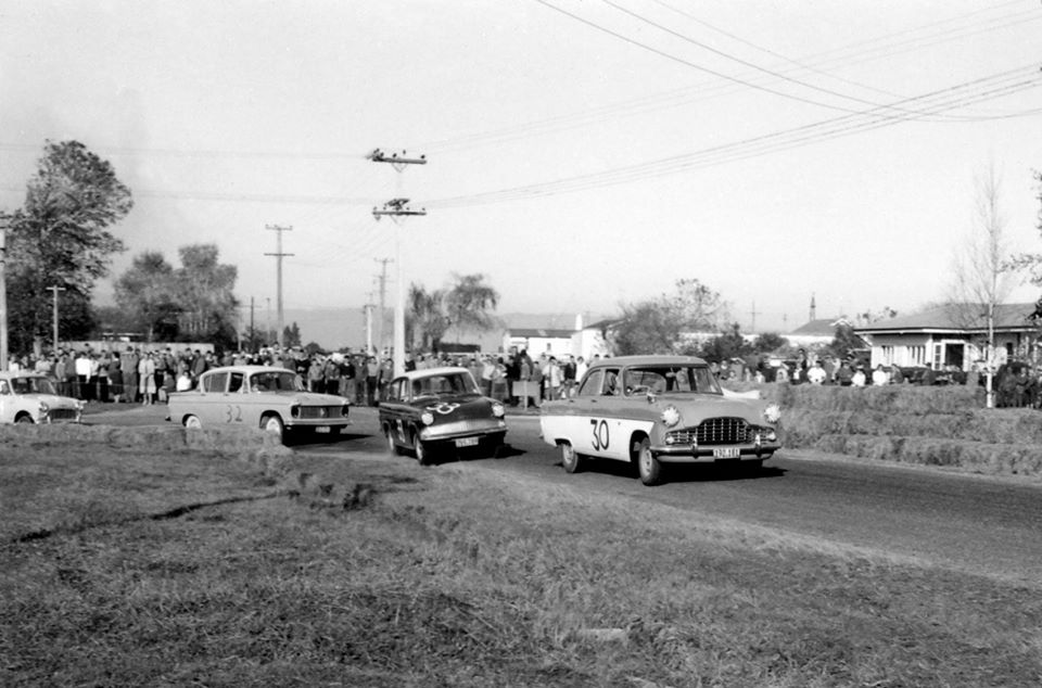Name:  Motor Racing Matamata #55 1964 Zephyr other Saloons Ross Cammick Scott-Given archives .jpg
Views: 4202
Size:  91.6 KB