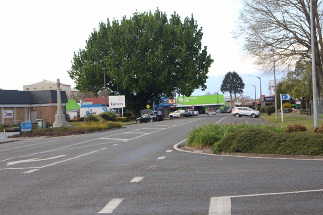 Name:  Matamata 2020 #175 The Track Tainui St North to Broadway 2020_09_26_1855 (640x427) (2).jpg
Views: 1427
Size:  105.3 KB