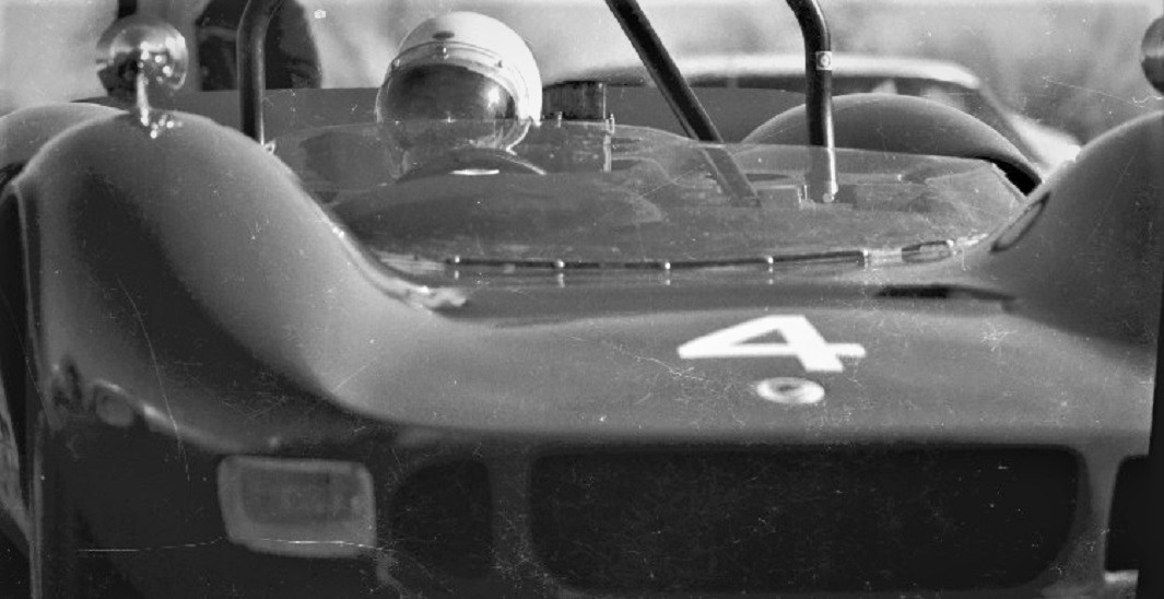 Name:  McLAREN Mk I BOB AYLWARD p6 GVR FEB 1967.jpg
Views: 2298
Size:  125.4 KB