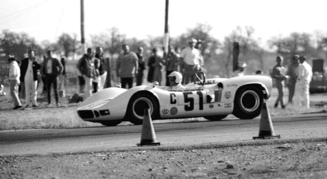 Name:  McLAREN Mk I JOE STARKEY p2 GVR FEB 1967.jpg
Views: 1511
Size:  149.4 KB