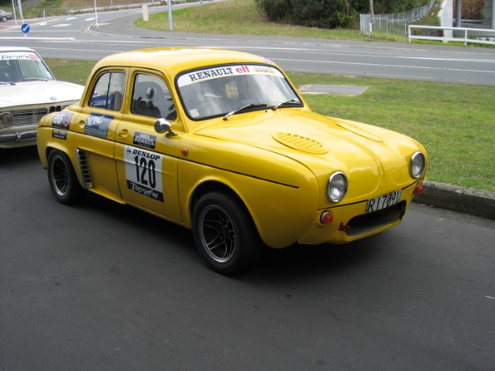 Name:  205_0501_10 Renault.JPG
Views: 7233
Size:  90.2 KB