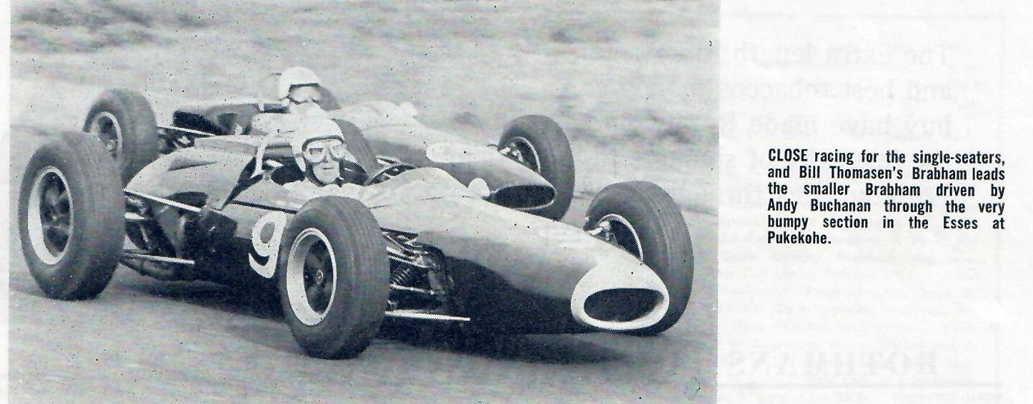 Name:  Pukekohe 1965 #53 Bill Thomasen leads Andy Buchanan Brabhams Graham Woods .jpg
Views: 1330
Size:  104.0 KB