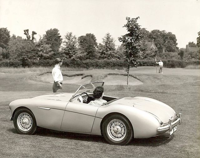 Name:  AH 100 #084 Healey 100 1952 BN1 Press Photo wire wheels LHD AH Historic Pictures .jpg
Views: 1808
Size:  68.9 KB