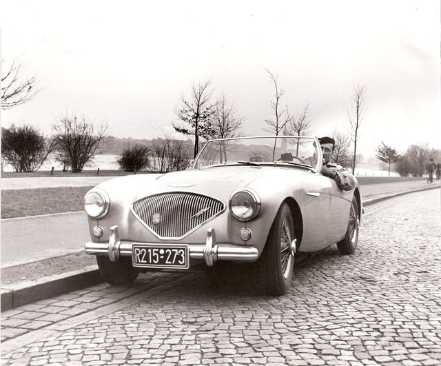 Name:  AH 100 #089 Healey 100 in Germany Q Press photo AH Historic Pictures .jpg..jpg
Views: 2930
Size:  64.7 KB