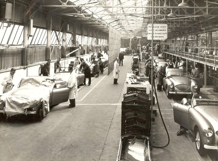 Name:  AH 100 #087 Factory photo Healey 100 production line AH Historic Pictures .jpg
Views: 2626
Size:  88.7 KB