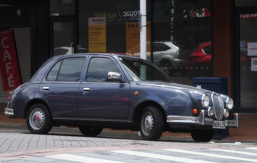Name:  Viewt #21 Jaguar styled Mitsuoka Viewt version of Nissan March - Micra Nigel Watts .jpg
Views: 1911
Size:  164.3 KB
