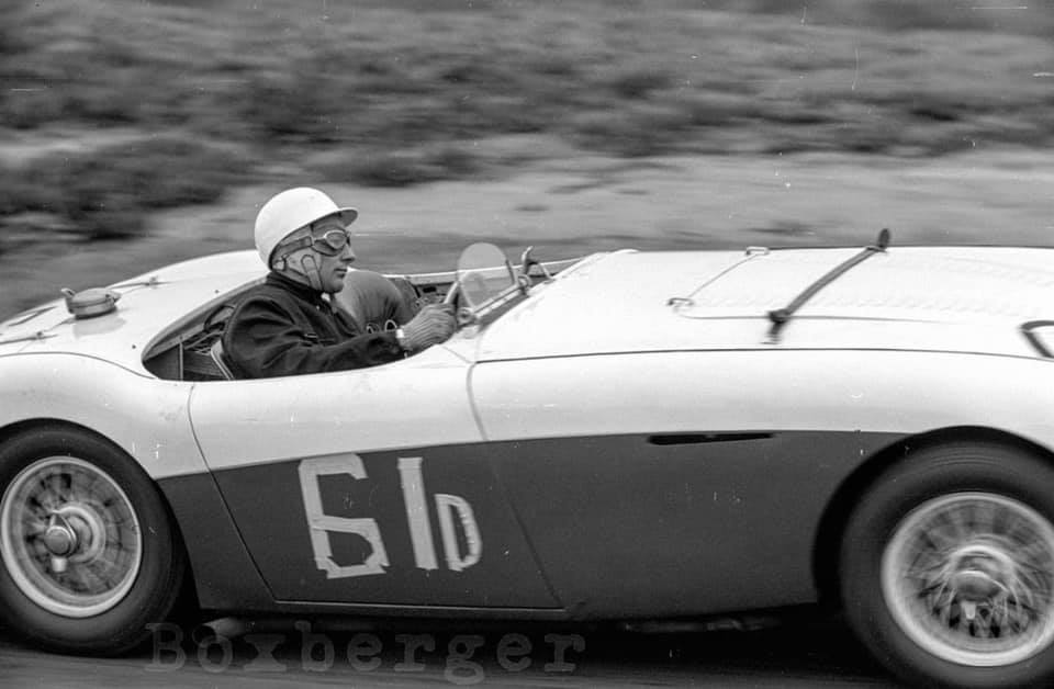 Name:  AH 100S #133 Stirling Moss at Torrey Pines 1956 Box Boxberger Paul O'Neil arch .jpg
Views: 574
Size:  48.9 KB