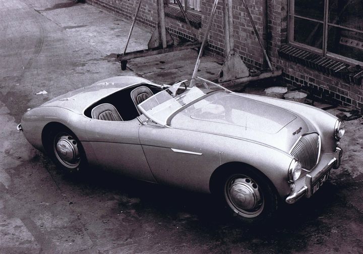 Name:  AH 100 #351 1952 Healey 100 DMH prototype steel wheels AH Historic Pictures.jpg
Views: 932
Size:  70.3 KB