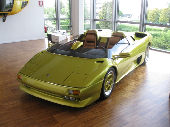Name:  212_0507_42 Lamborghini.JPG
Views: 1307
Size:  93.2 KB