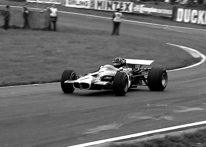 Name:  Graham Hill in the Winkelmann Racing Lotus 59B at the Oulton Park Gold Cup in 1969 (Small).JPG
Views: 3263
Size:  115.5 KB