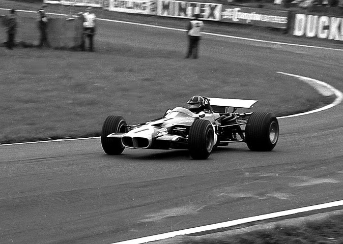 Name:  Graham Hill in the Winkelmann Racing Lotus 59B at the Oulton Park Gold Cup in 1969 (Small).JPG
Views: 4902
Size:  115.5 KB