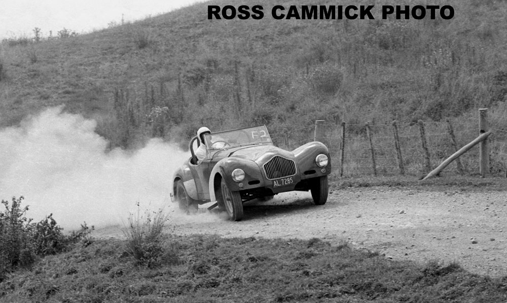 Name:  Rob Williams #043 Allard Rob Williams NSCC-Cosseys-Farm-1975 Ross Cammick.jpg
Views: 942
Size:  146.2 KB