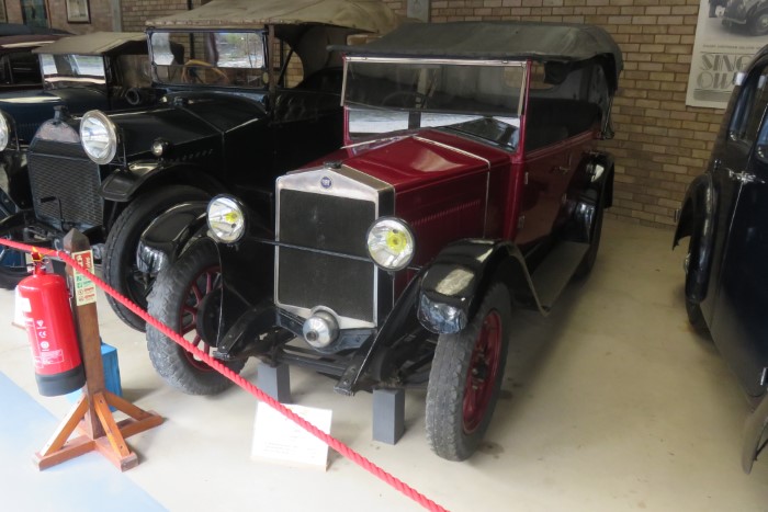 Name:  221_0915_083 Fiat.JPG
Views: 607
Size:  91.3 KB