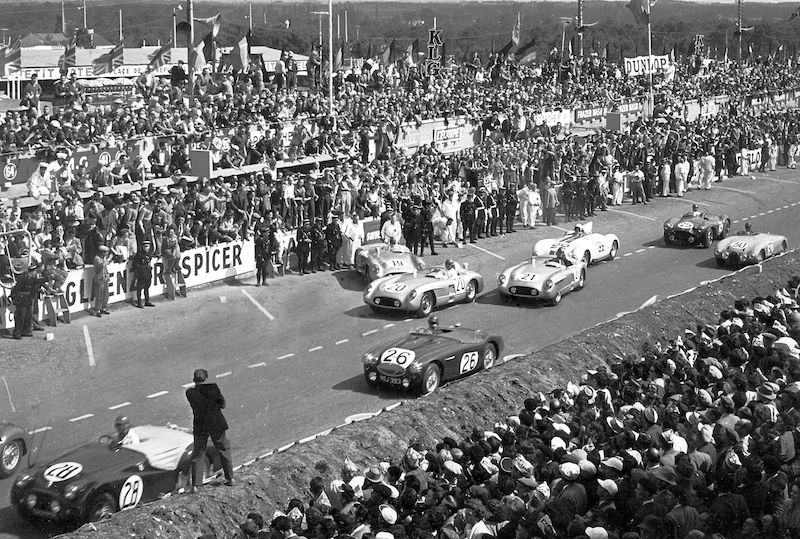 Name:  Le Mans 1955 #021 The start Austin Healey #26 Macklin SCG image.jpg
Views: 1820
Size:  142.8 KB