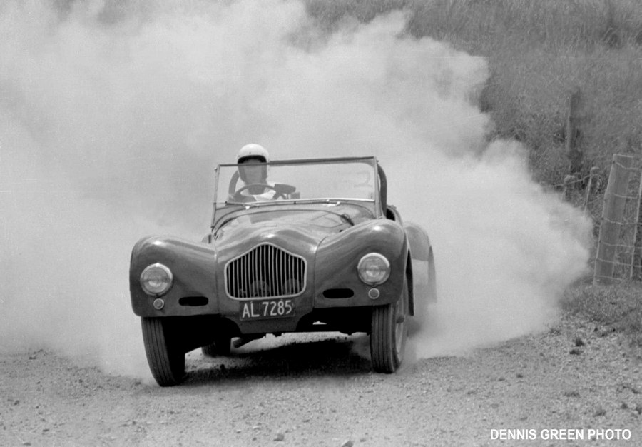 Name:  Rob Williams #051 Allard Rob Williams NSCC Cosseys Farm Gold Star event Feb 1975 sml Dennis Gree.jpg
Views: 1065
Size:  111.9 KB