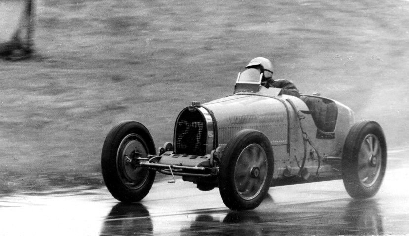 Name:  Bugatti Type 35 at Oulton Park in the rain (Small).JPG
Views: 1142
Size:  109.4 KB